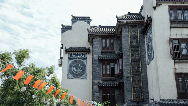 探寻老街巷褶皱里的城市密码，感受正宗郫都味~