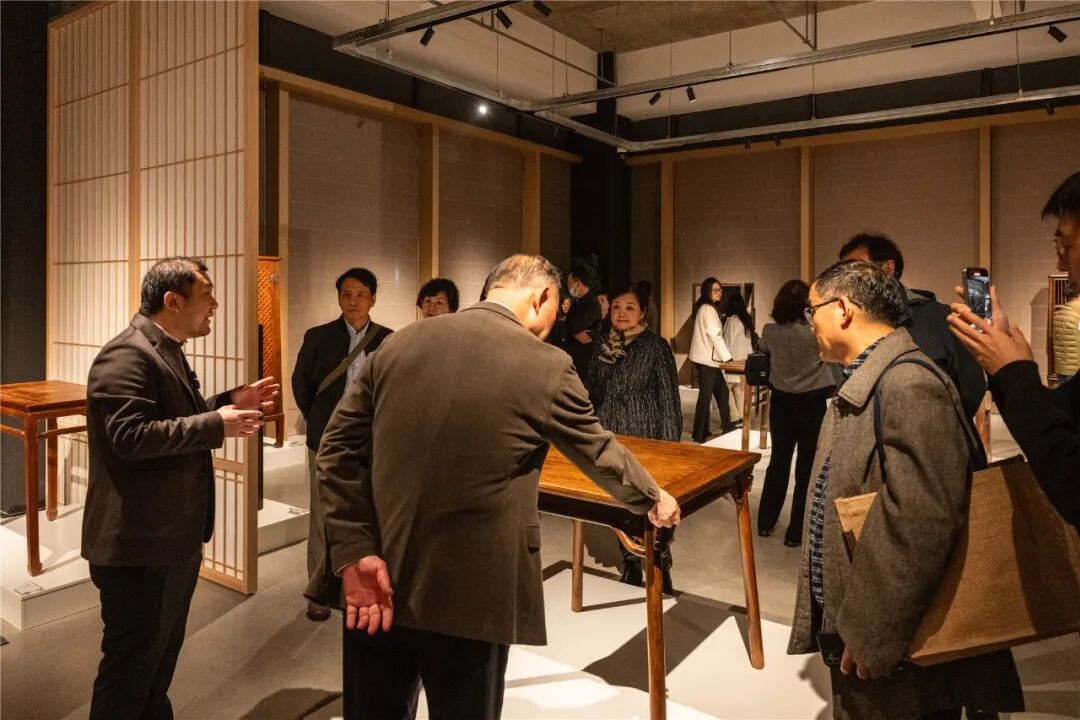 全球海外華文作家齊聚古都金陵,雅然家具藝術(shù)館助力文化出海 全球海外華文作家齊聚古都金陵,雅然家具藝術(shù)館助力文化出海