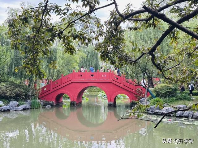 成都一座千年古典园林，地铁6号线直达，为“蜀中第一祠”