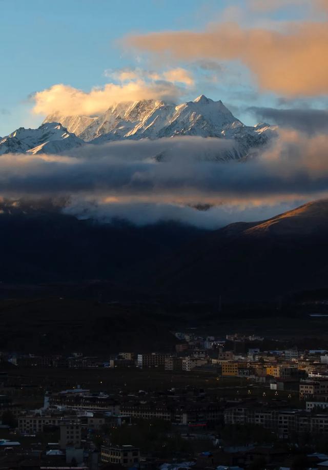如果有时间，走一次川西顶级路线，1次深度体验胜过10次旅游！
