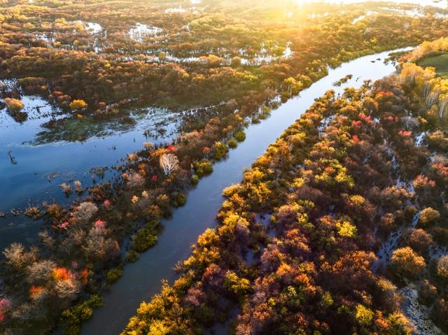 不藏了，除了草原，内蒙5个秋色仙境，最后一个颠覆你赏秋眼光！