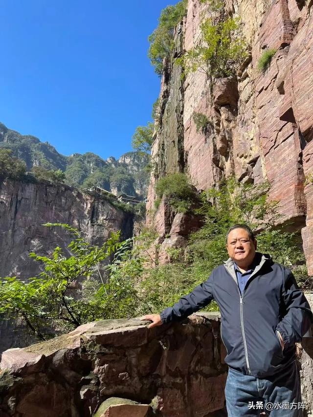 “自然观”名家采风与北京方阵艺术太行山写生基地挂牌