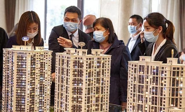 曹德旺预言：2025年，没有买房的人，五年后是失败者还是幸运儿？