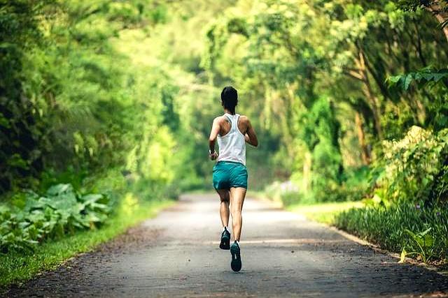 “经常运动”被推翻？医生建议：过了55岁，最好保持5个锻炼习惯