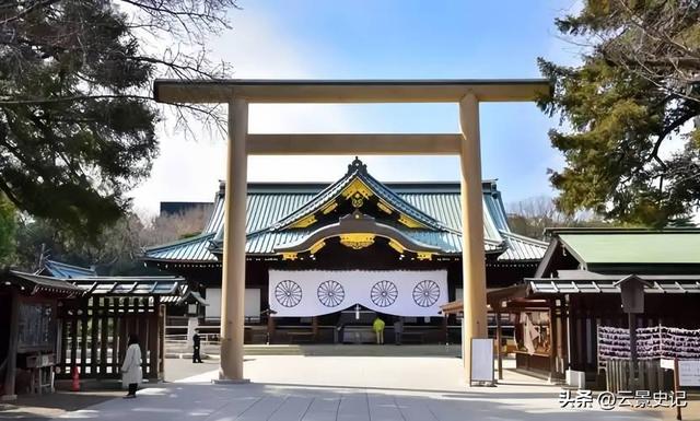 沉寂1天，高市早苗终于签字，日本砸9万亿反华	，解放军动作更大