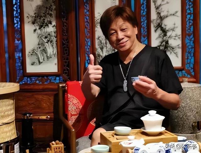 梁小龙去世早有预兆，关门弟子爆料3个“不良爱好”	，都是催命符