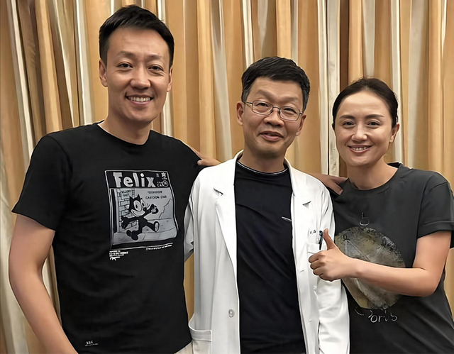 辛柏青丧妻刚满100天，离谱的事就发生了，被撮合娶马伊琍引争议