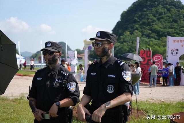 脸越黑越幸福！来普者黑快乐抹花脸啦