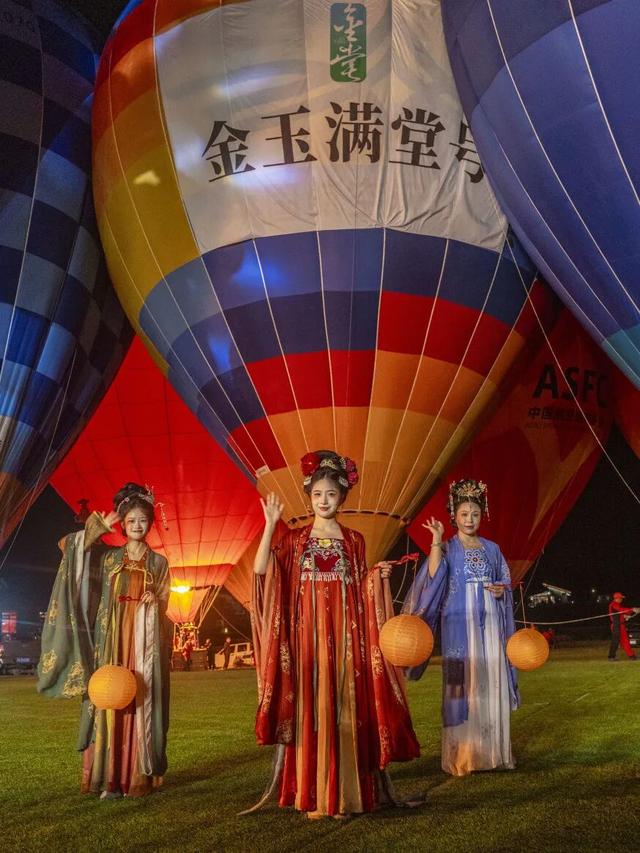 活力无限！昨晚天府橘乡全是人人人人人