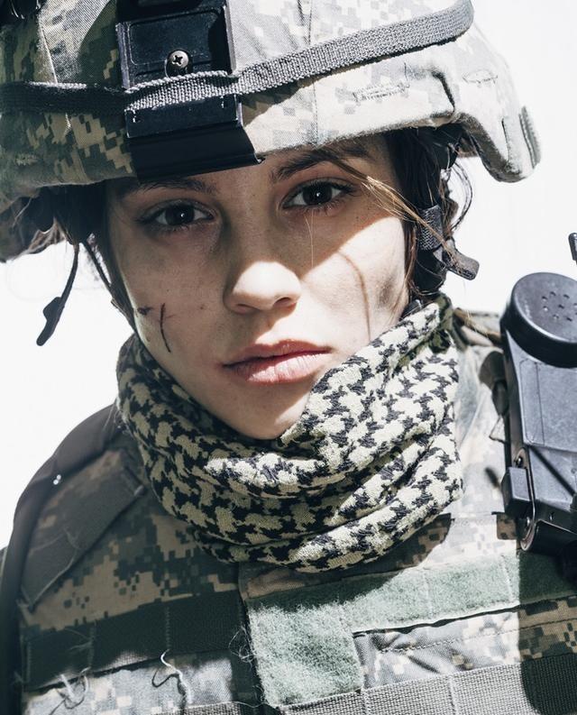 任何一艘美航母上，都要带足大量女兵？她们在航母上有什么作用？