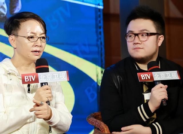 身价过百亿，坐拥北京一条街，出门私人飞机，京圈富婆都有谁?