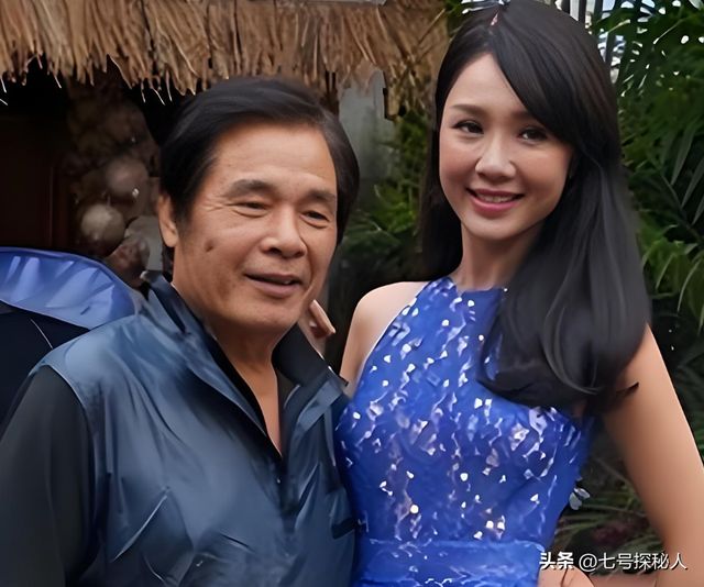 “6个老婆”同住一室，每人每月7万零花钱，71岁又娶第七房小娇妻