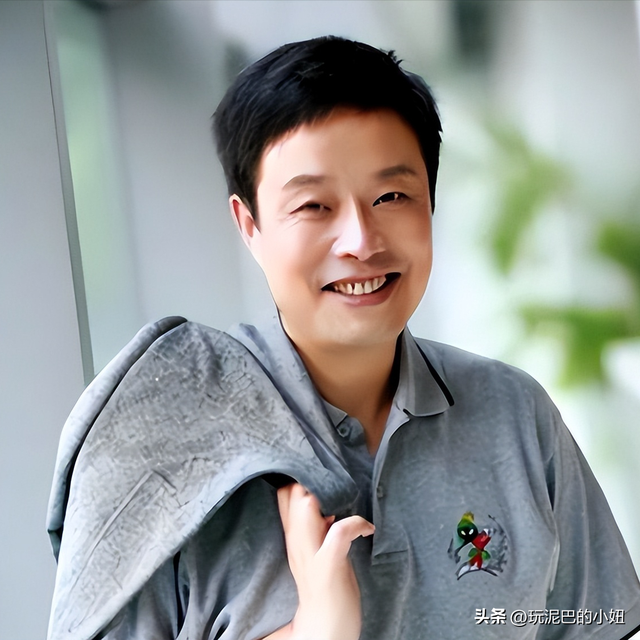 没想到，主持央视天气预报将近30年的宋英杰，竟是兼职“临时工”