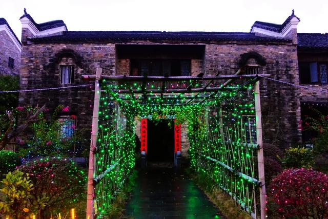 桂林：首届非遗千灯游园，光影艺术璀璨盛宴！