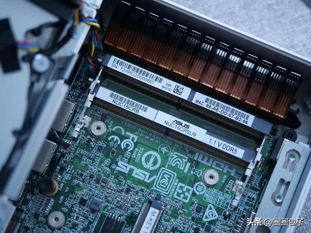 华硕NUC15Pro+小主机试玩-苹果的质感叠加Win的性能