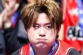 原以为内娱资本家的“丑孩子”已经是极致，结果港娱顶流更辣眼睛图片