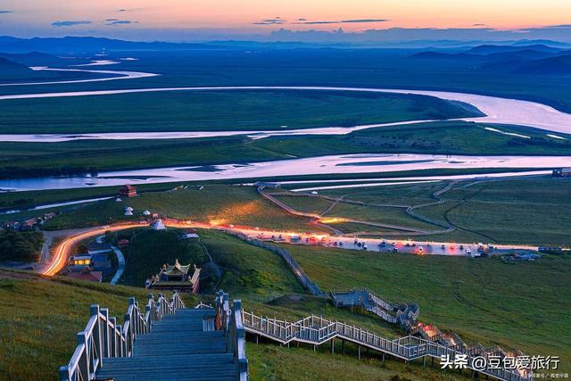 阿坝漫游记：雪山花海与羌寨古寺的十六次心动