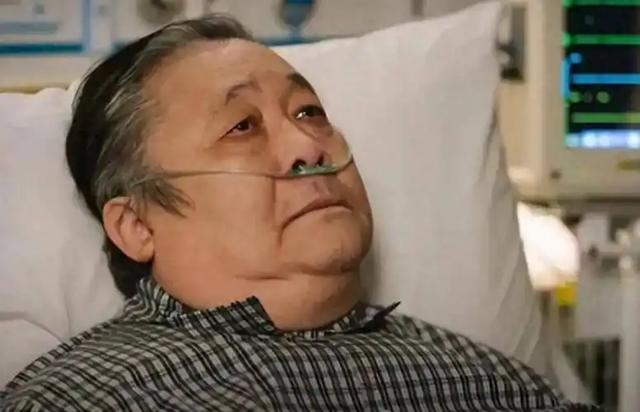 家花不如野花香！出轨保姆、逼死原配，如今过成这样只能算他活该