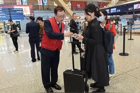 国庆假期东航云南公司运输旅客超34万人次 同比增长11.6%图片