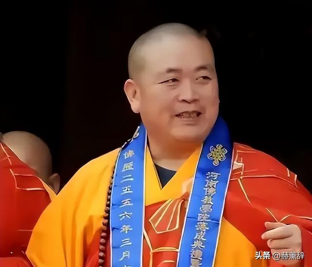 少林寺总裁释永信被带走调查！被曝敛财数十亿、豪车娶妻生活奢靡