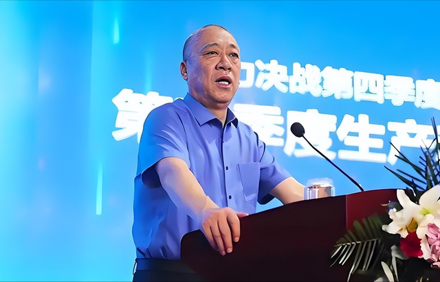 于东来没想到，离过年不到20天，崔培军因一特殊举动再次口碑暴涨