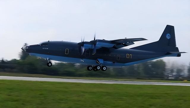 苏联造过的一款飞机，俄罗斯却造不了了！全球只能买中国的仿制品