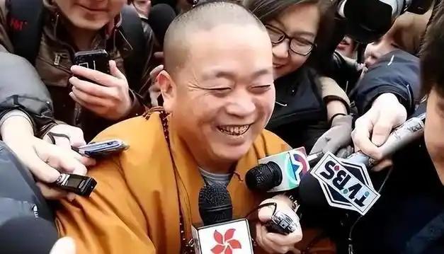 释永信倒台后，老乡才敢说实话，当年他想两三万一户买下整个村