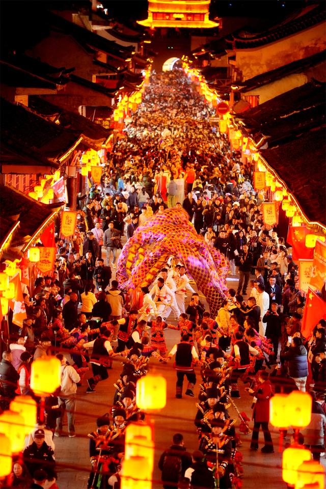 五彩大凉山：文旅融合绘新卷 投资兴业启华章