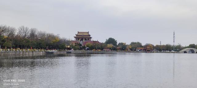 龙亭：七十二级台阶上的古今叠影