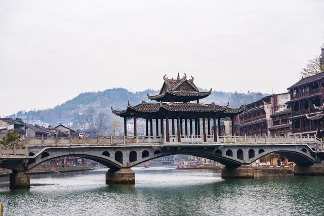 寻亭记：南方风雨亭的“八卦”往事与逆袭今生