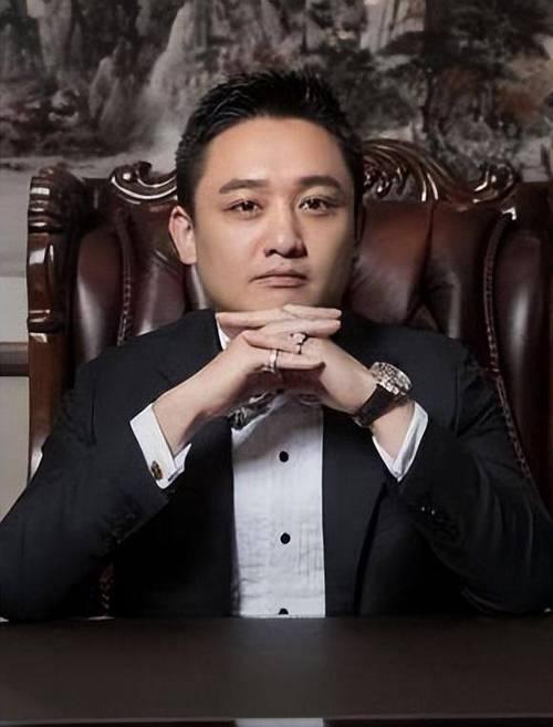 李幼斌“女儿”嫁豪门，坐月子遭家暴27岁离世，她的一生太惋惜！