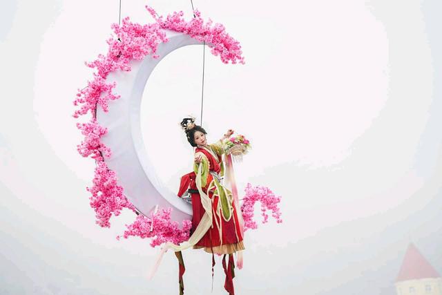 冰雪+国风+光影！成都跨年玩法太绝了