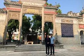 越南华裔父子广东寻根，有一位亲人在香港做裁缝图片