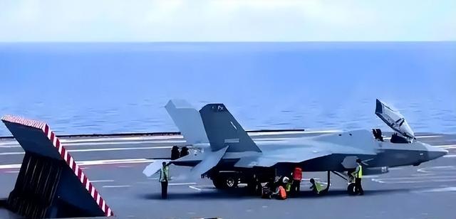 王毅外长发出统一最强音，向全世界通报两件事，中国再也不避讳