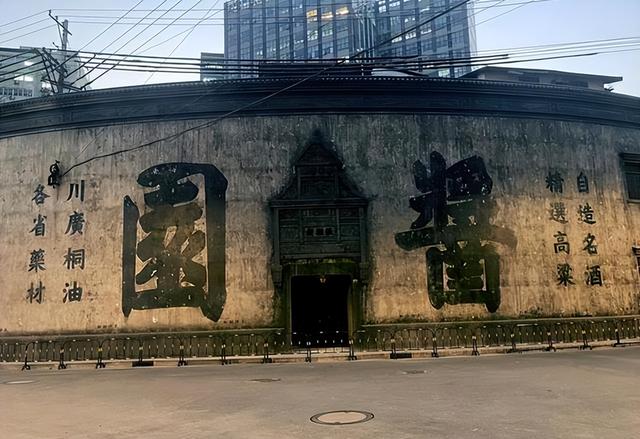 全网抵制！著名导演请“港独”艺人，终于惹了众怒，章子怡也难救