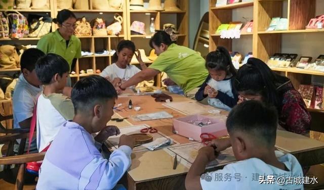 @红河州人，州庆游建水、享福利！