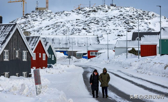 特朗普抢岛记：旧霸权撞上新时代，闹剧收场早注定