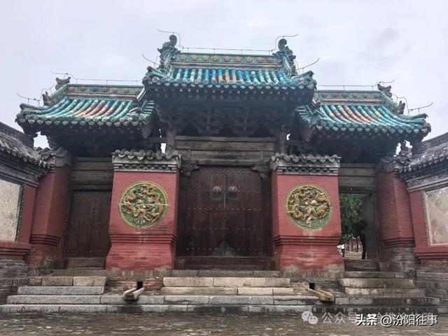 汾阳往事｜汾阳一日，踩着贾樟柯的镜头，走进电影里的故乡