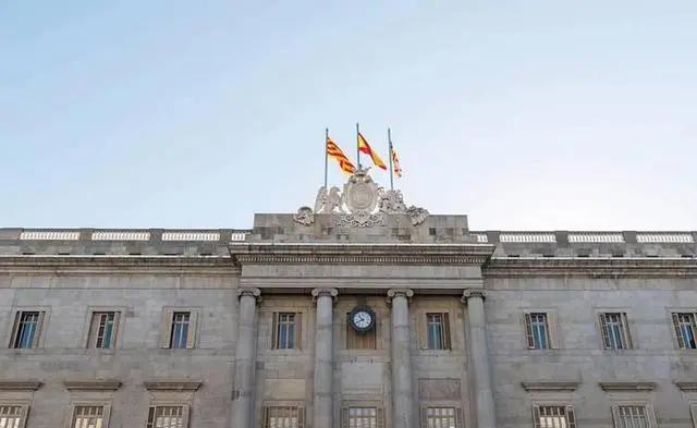 荷兰肠子悔青!替美国抢中企芯片厂一月转头被弃,烫手山芋难下咽