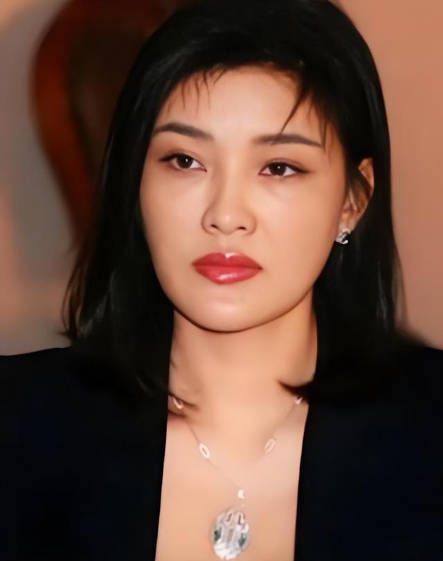缅北四大“女魔头”曝光，魏榕只是开胃菜，她们三个才是蛇蝎心肠