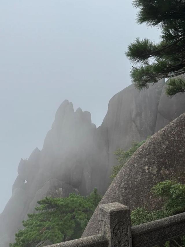 徒步三山五岳：安徽黄山！