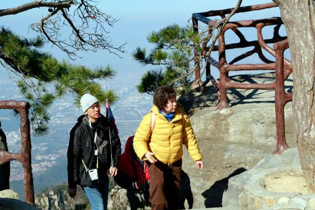 免签直航带热入境游：马来西亚旅行商考察团到庐山踩线