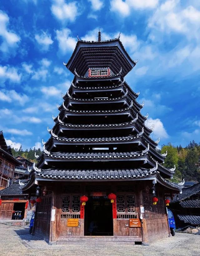 乡游黔中 · 榕江县 乐乡村丨古榕河滩枕夏梦,侗歌唤醒寨蒿河
