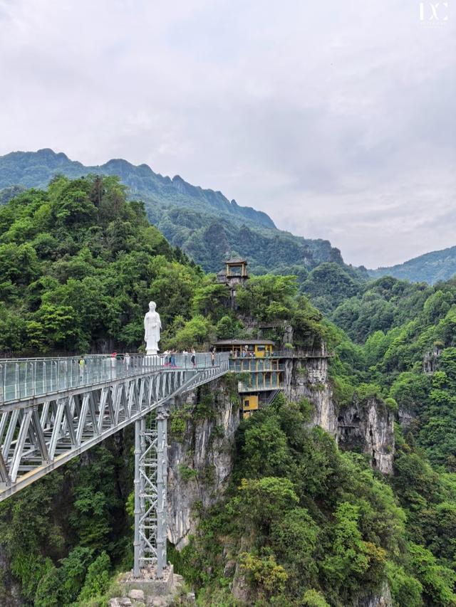 世界上只有中国湖北省宜昌市才有的全球 “独一无二的10大奇景”