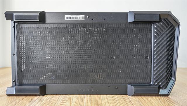乔思伯D400无立柱曲面海景房+9950X3D+ROG B850-F+索泰5070Ti装机
