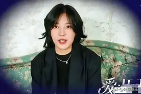 49岁赵薇宣传琼瑶音乐会，短发神似高晓松，退圈后变化惊人！图片