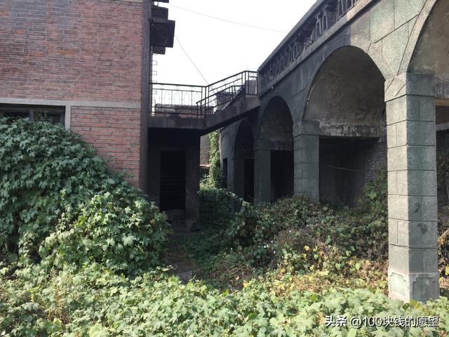 井陉废弃建筑之岩峰退居式建筑