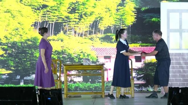 中秋遇国庆，韶关月夜“乐”有戏！黄品源演唱会、星空民谣、非遗采茶戏…假期好戏不停歇，承包你的团圆时光