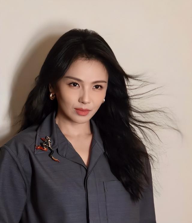 不到40天，佛协四次公开处刑释永信，只可惜这5个女人倒了大霉