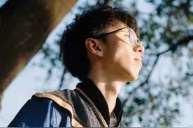 从仿真数据到物理世界，这位博士生想为机器人构建感知-行动范式图片